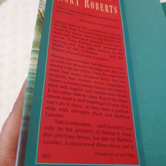 The Reef by Nora Roberts - Picture 3 of 7